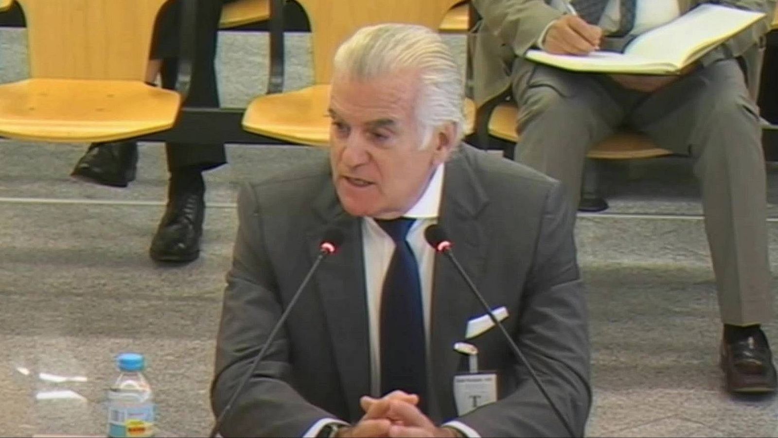 El extesorero del PP Luis Bárcenas durante su declaración como testigo en el juicio por el caso Kitchen