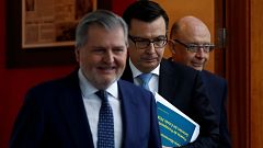 El Gobierno sube cuatro décimas su previsión de crecimiento hasta el 2,7% del PIB este año