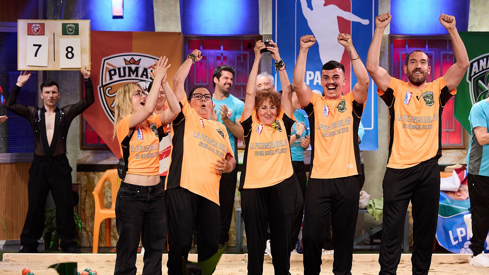 El equipo 'Anacondas Rencorosas' se imponen a los 'Pumas de San Rafael' en "La Petanca del Año" de La Revuelta 23/4/26