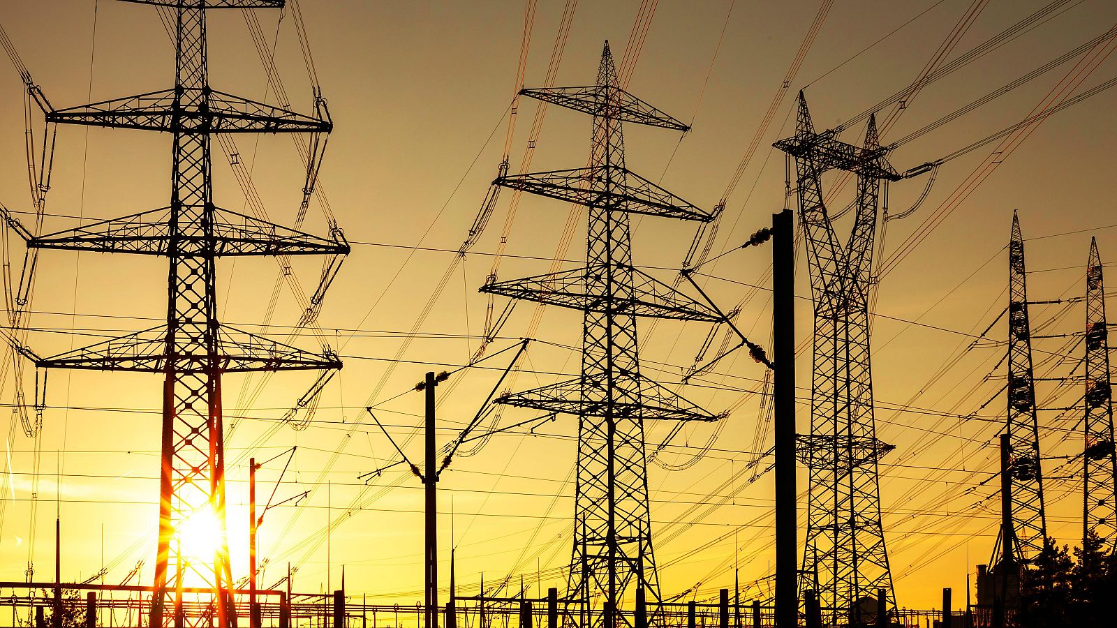 La CNMC abre 15 nuevos expedientes sancionadores por indicios de infracción grave por el apagón eléctrico