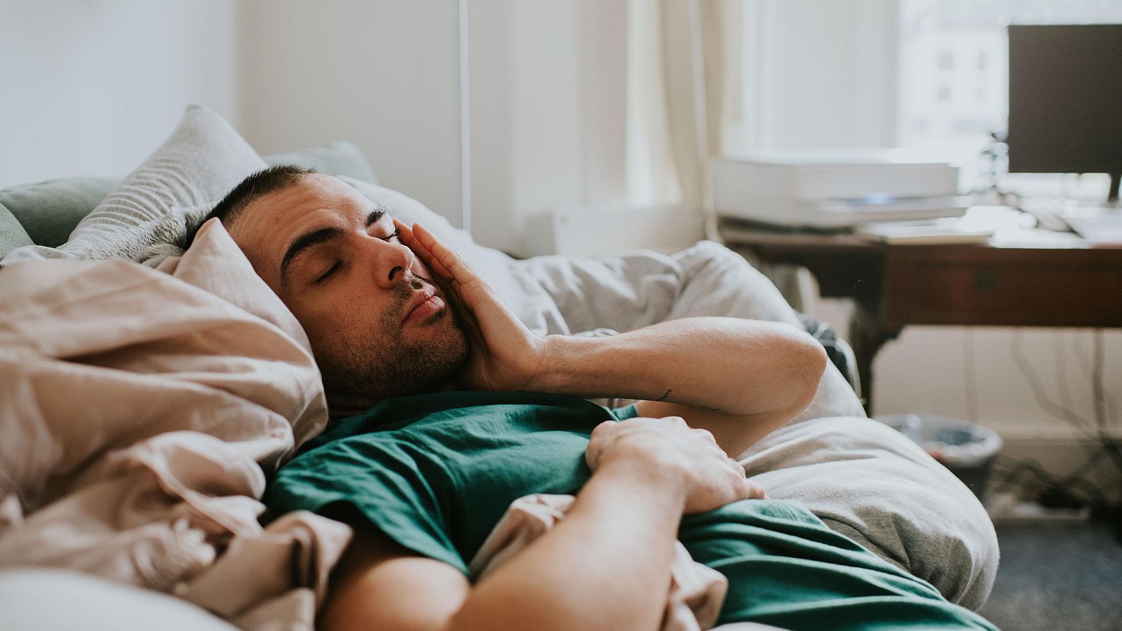 Las siestas excesivas pueden ser una señal de alerta de problemas de salud subyacentes
