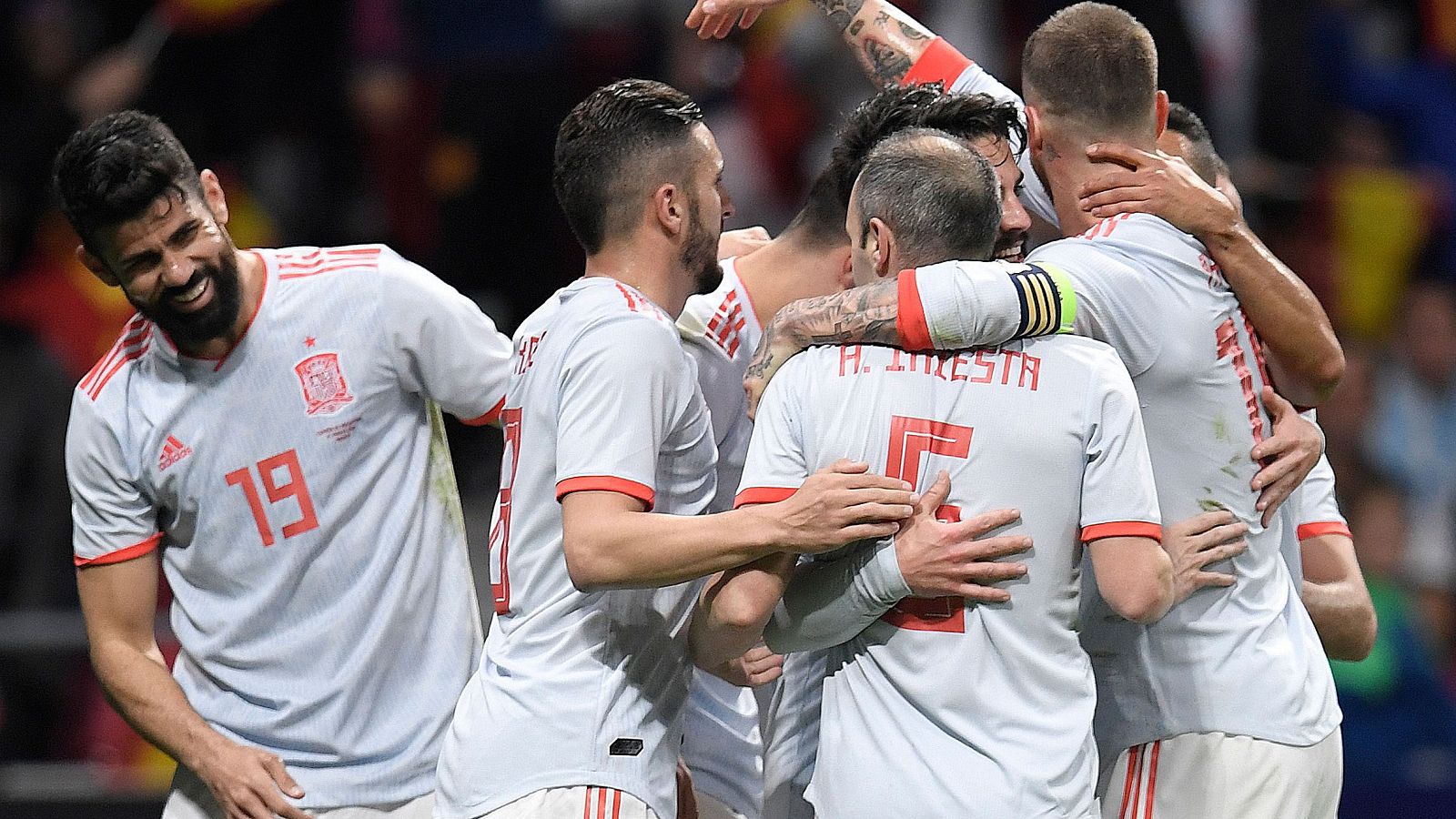 Isco ha sido el mejor de la noche, con un 'hat-trick'.