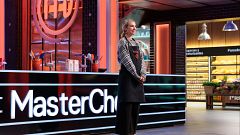 Esta es la expulsada de MasterChef 14: Paloma abandona las cocinas tras no superar el 'exótico' reto de esta semana
