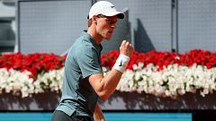 Jannik Sinner supera al ralentí a Cameron Norrie y ya toca su techo en el Mutua Madrid Open