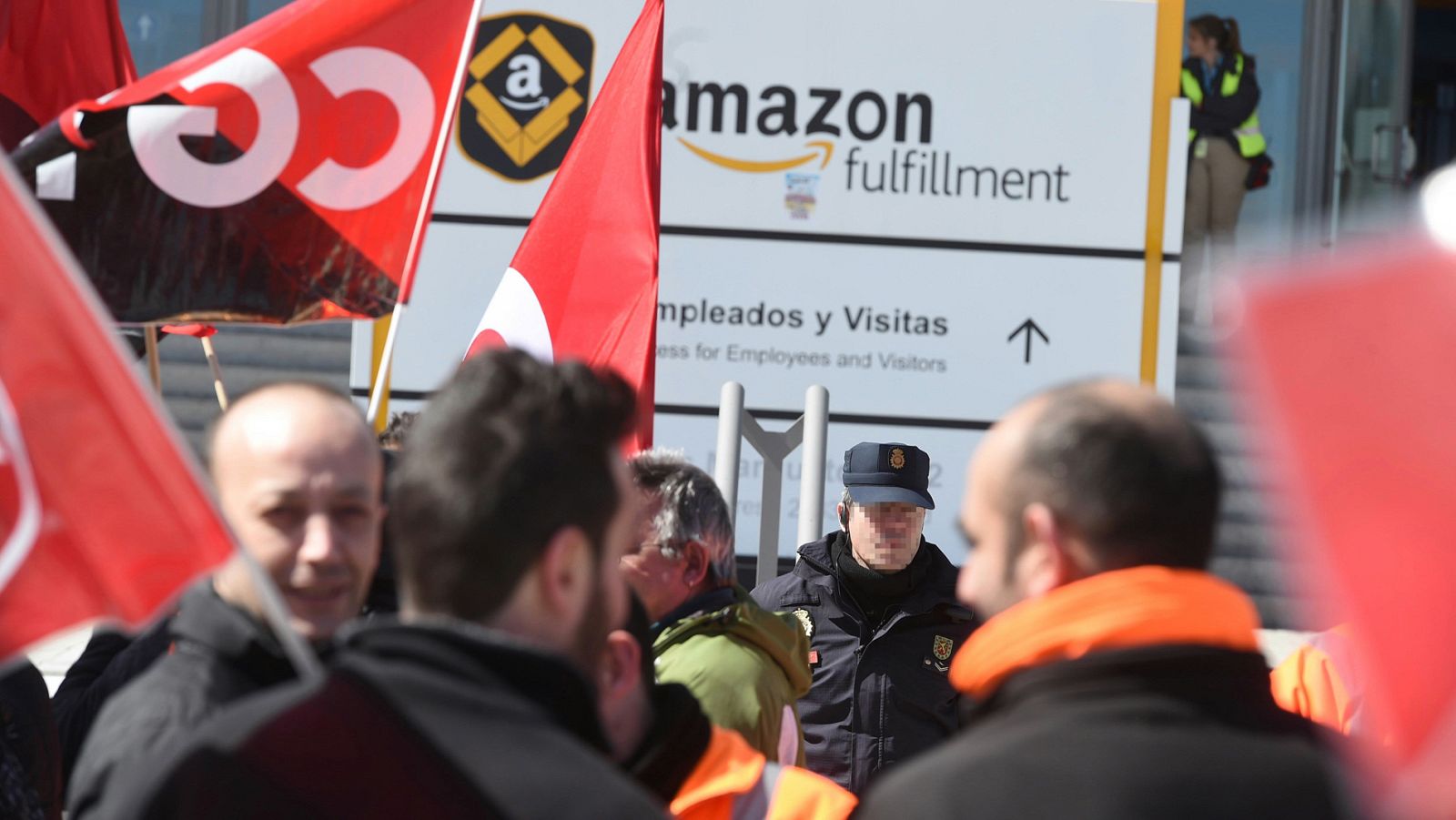 Trabajadores de Amazon de San Fernando de Henares, en la pasada huelga del 21 y 22 demarzo
