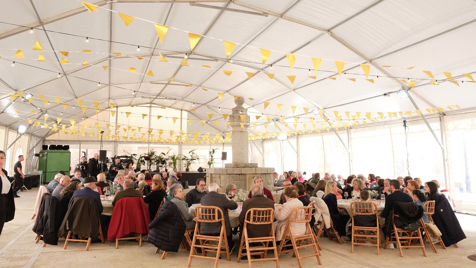 25 parejas celebran sus Bodas de Oro en 'MasterChef'