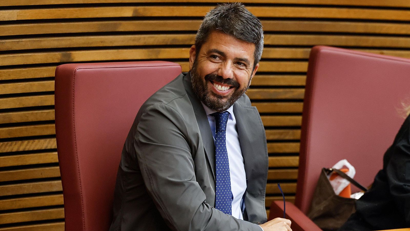 La Fiscalía respalda que Mazón se persone en la causa de la dana