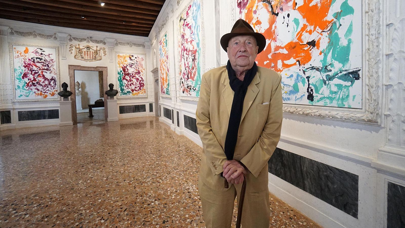 Georg Baselitz, uno de los artistas contemporáneos más destacados de Alemania, murió a los 88 años, según anunció su galería.
