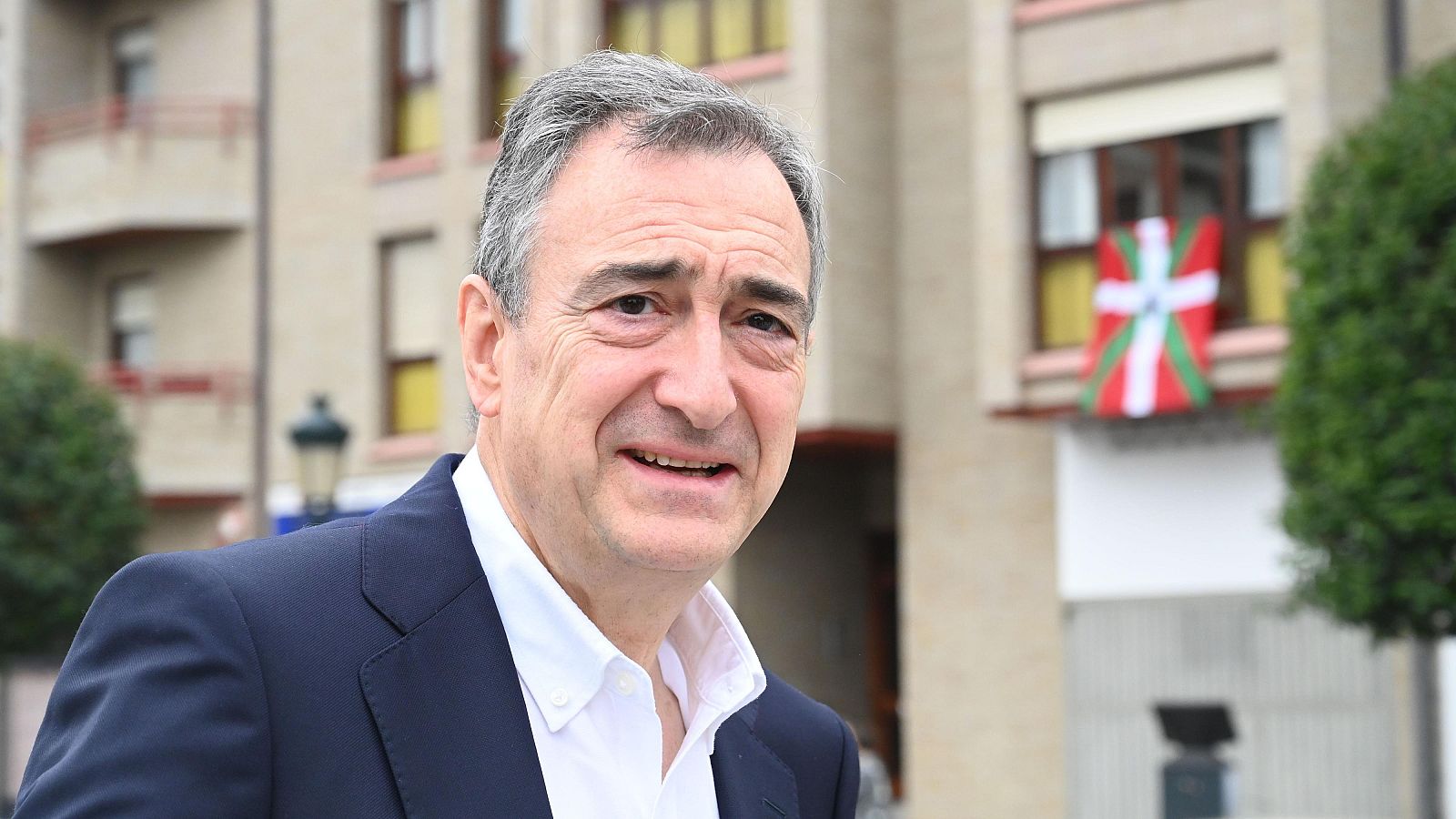 Aitor Esteban ve "inaceptable" el meme de los socialistas vascos sobre él