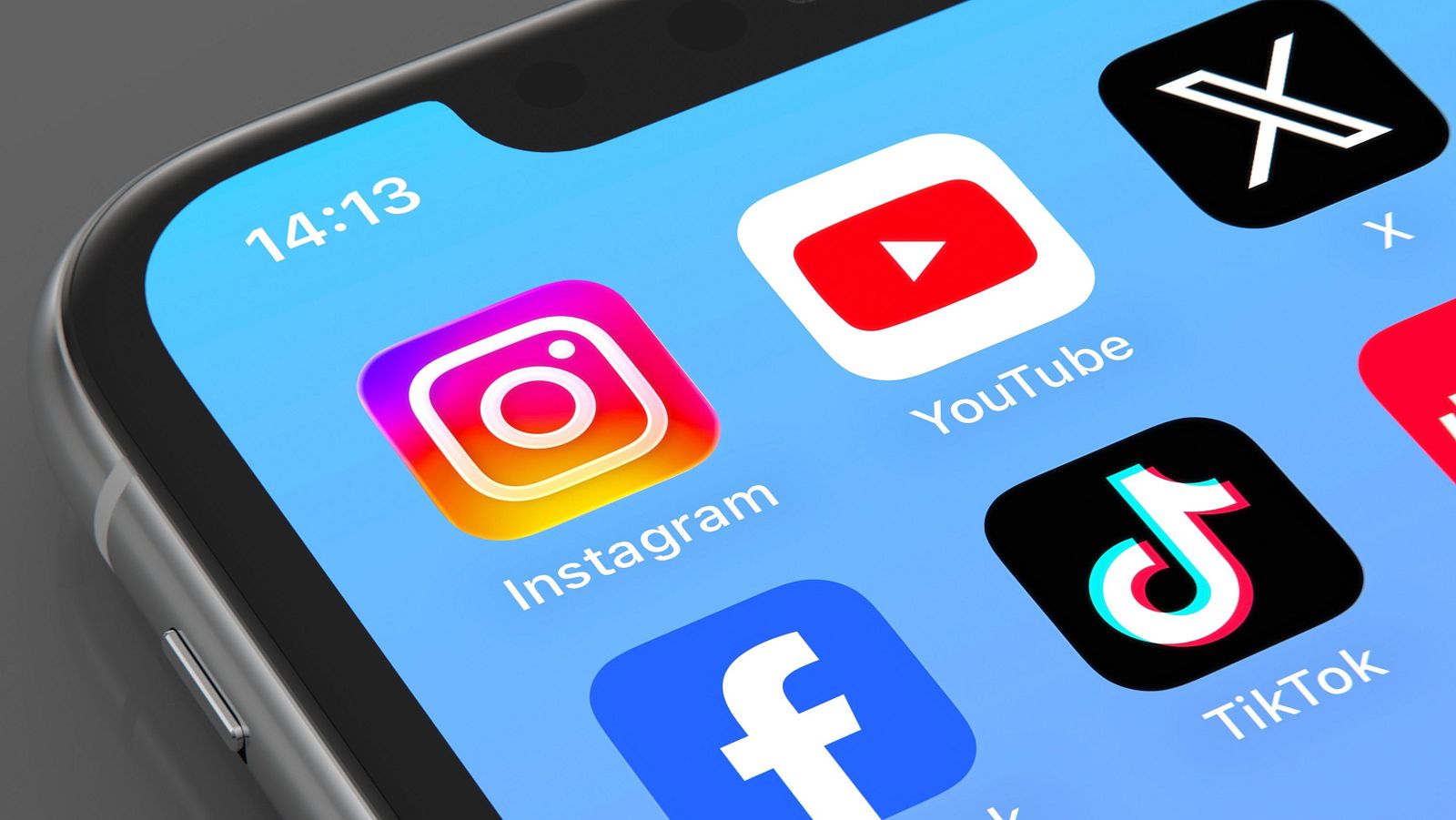 Fotografía de diversas aplicaciones sociales en un teléfono móvil