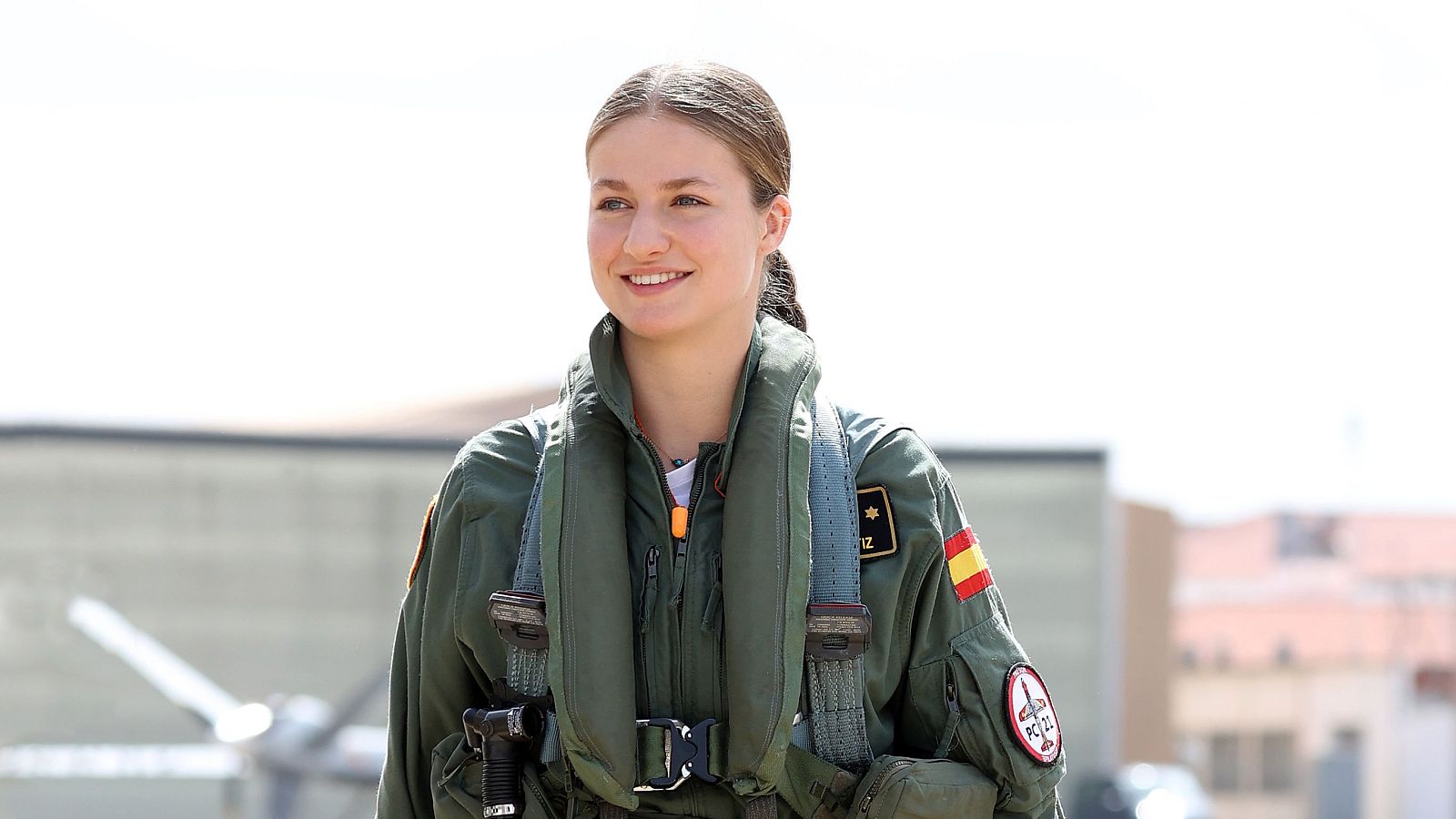 La princesa de Asturias, en la cabina de un reactor Eurofighter (C.16) en la Base Aérea de Los Llanos, Albacete