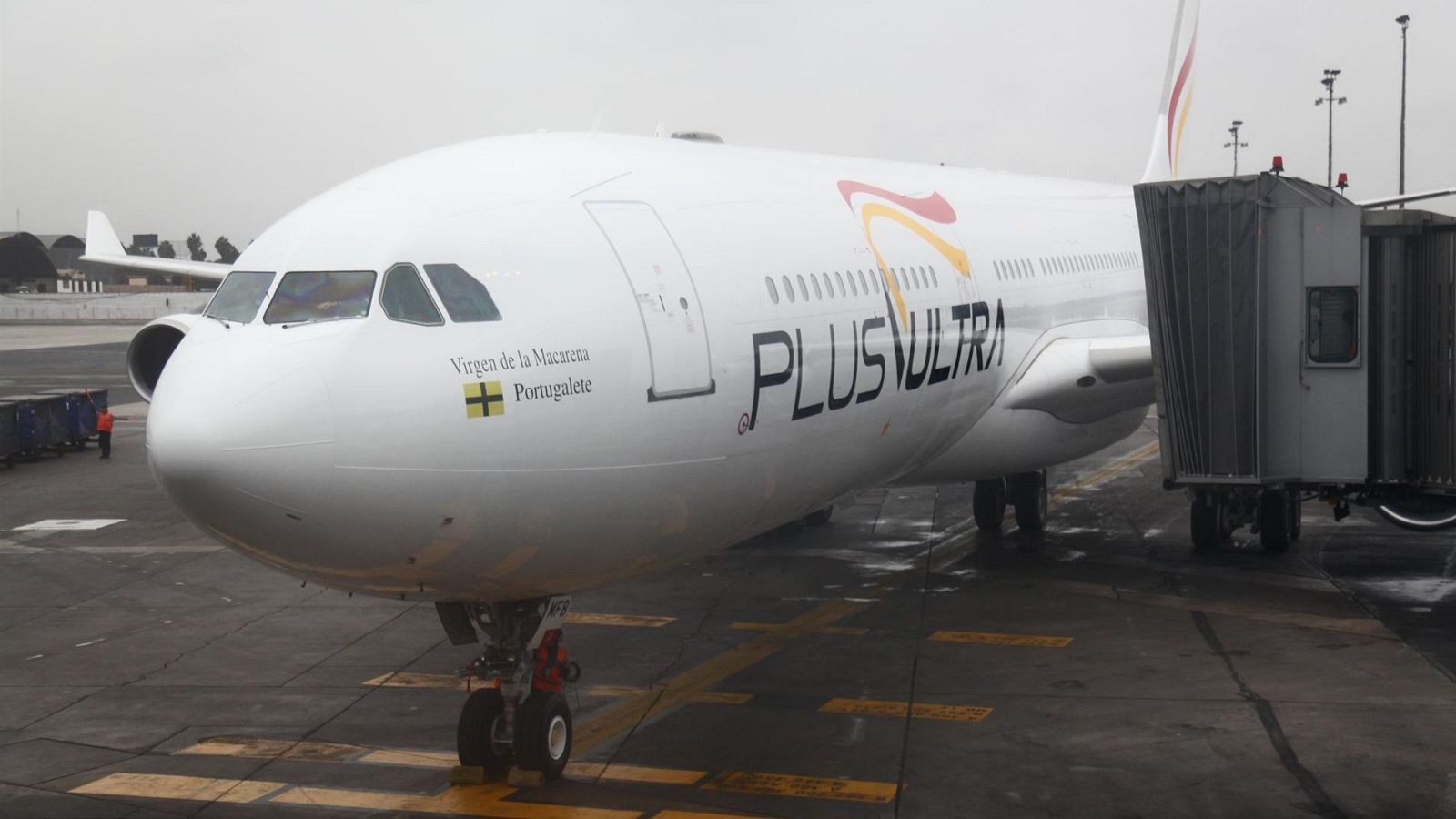 Plus Ultra suspenderá los vuelos a Colombia por el precio del combustible