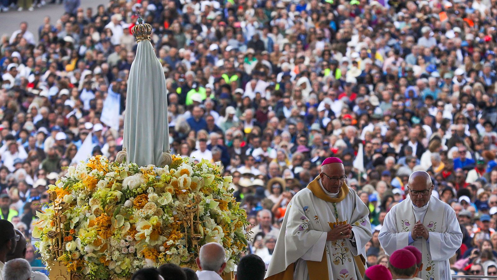 Multitudinaria misa este miércoles 13 de mayo en el santuario de la Virgen de Fátima (Portugal)