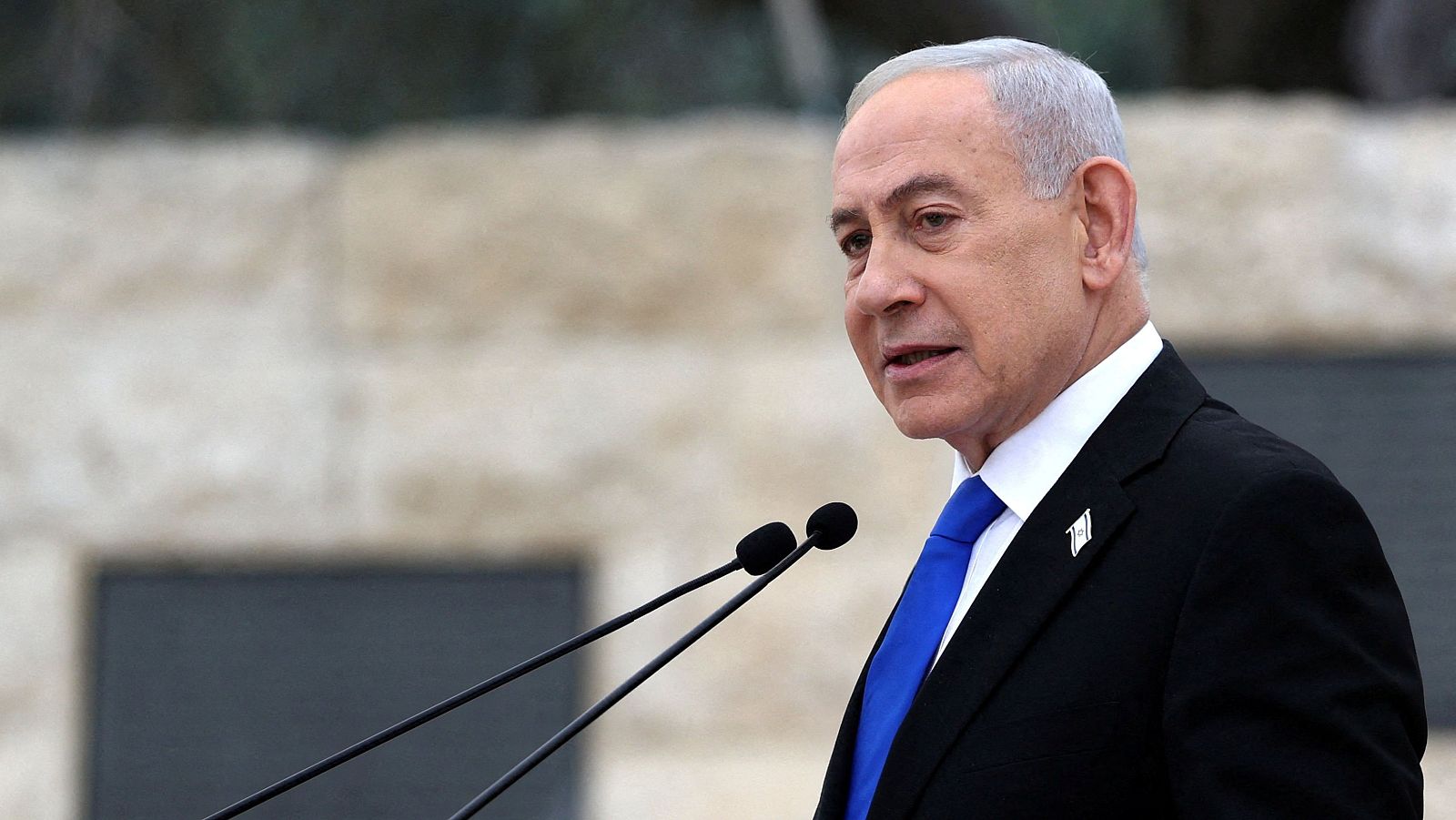 Netanyahu visita en secreto Emiratos