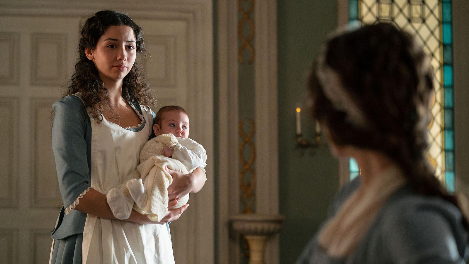 Leonor pregunta a Rosalía si reconoce a María