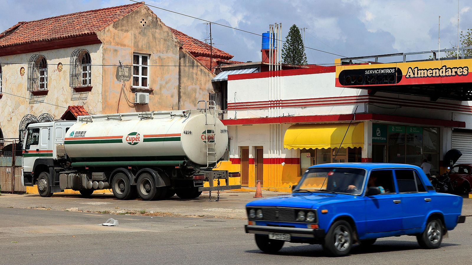 Los apagones en La Habana superan las 22 horas diarias en los últimos días, mientras en las provincias los cortes alcanzan las dos jornadas consecutivas.