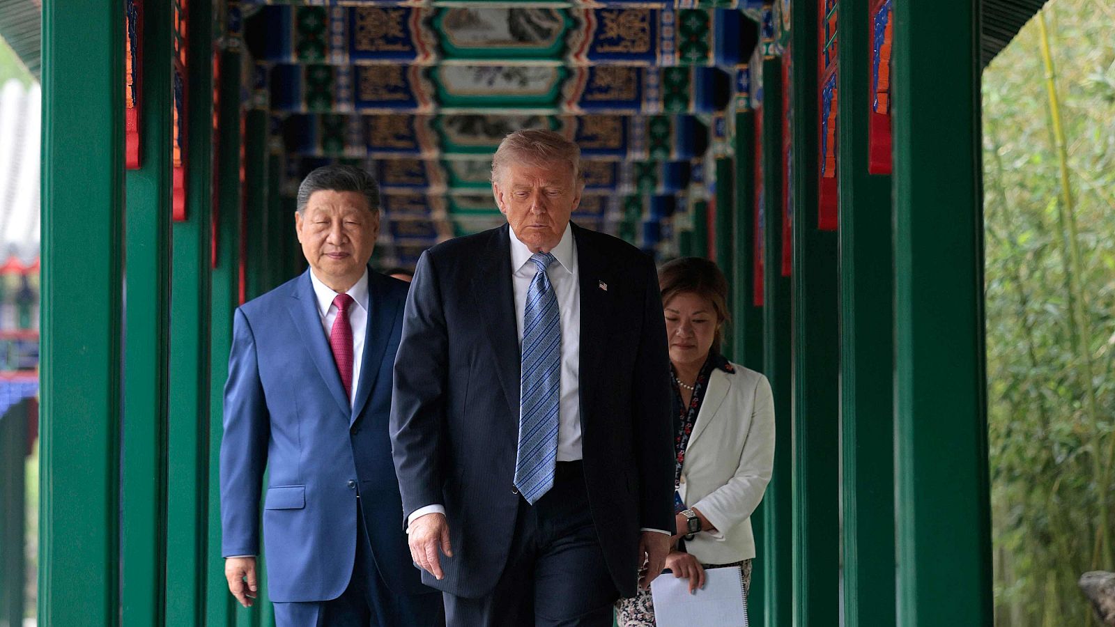 Xi Jinping y Donald Trump se reúnen en la residencia de la cúpula dirigente china