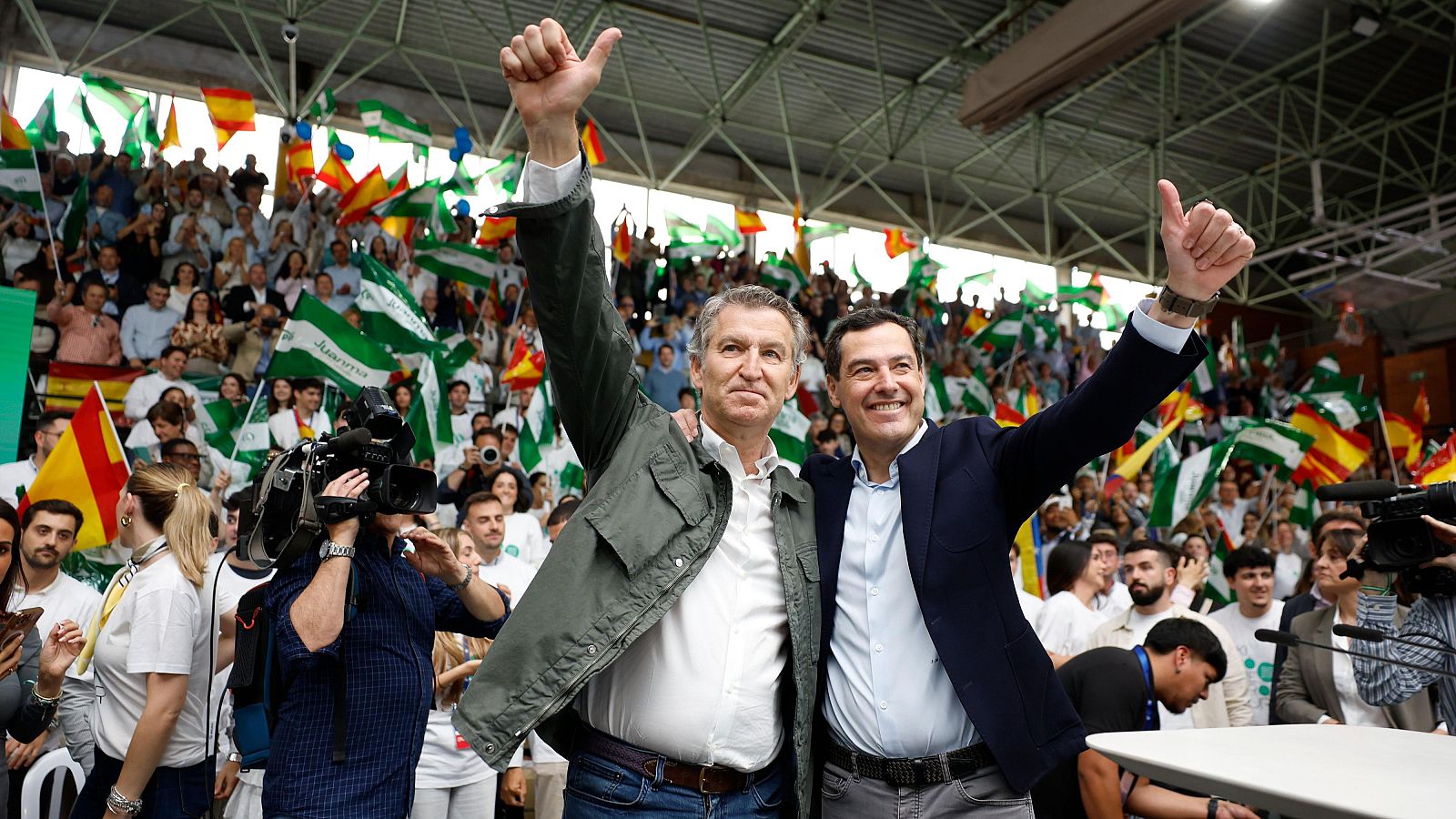 Alberto Núñez Feijóo y Junama Moreno