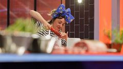 Carlota esquiva los boicots y gana uno de los premios más perseguidos de MasterChef 14
