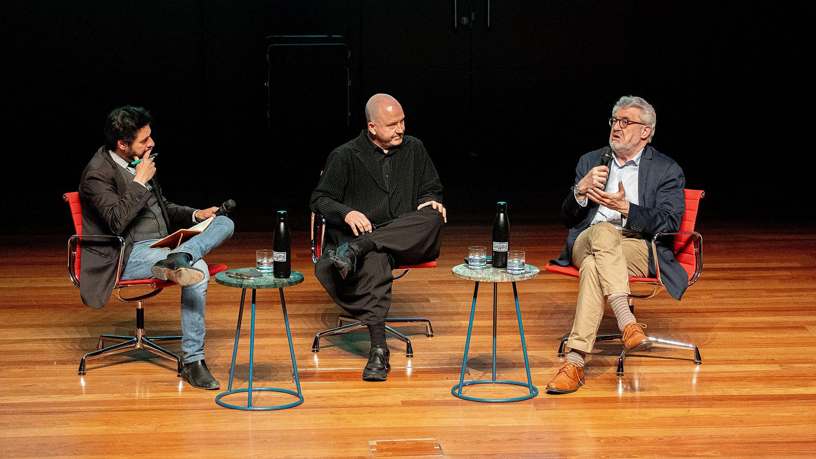 Los directores del Reina Sofía y el Prado critican la  "politización" del Guernica
