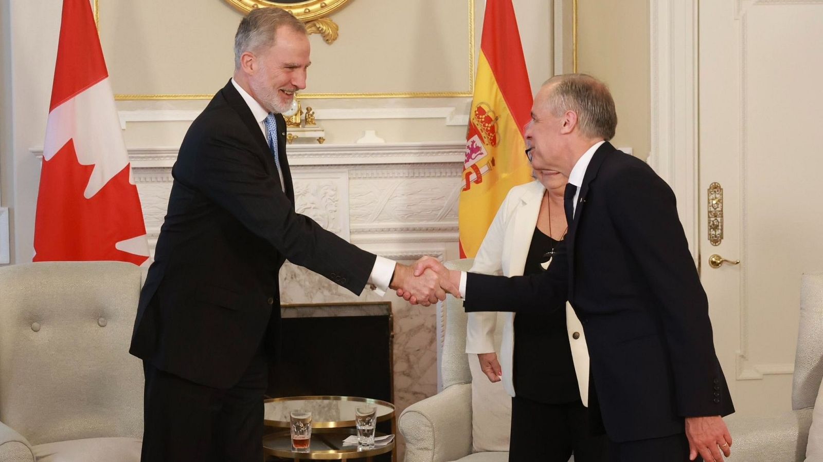 El Rey Felipe VI y el primer ministro de Canadá, Mark Carney, durante su encuentro en Ottawa