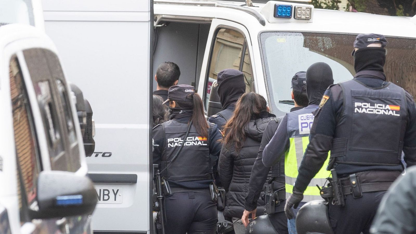 Once detenidos por un fraude de casi siete millones de euros al Servicio Murciano de Salud