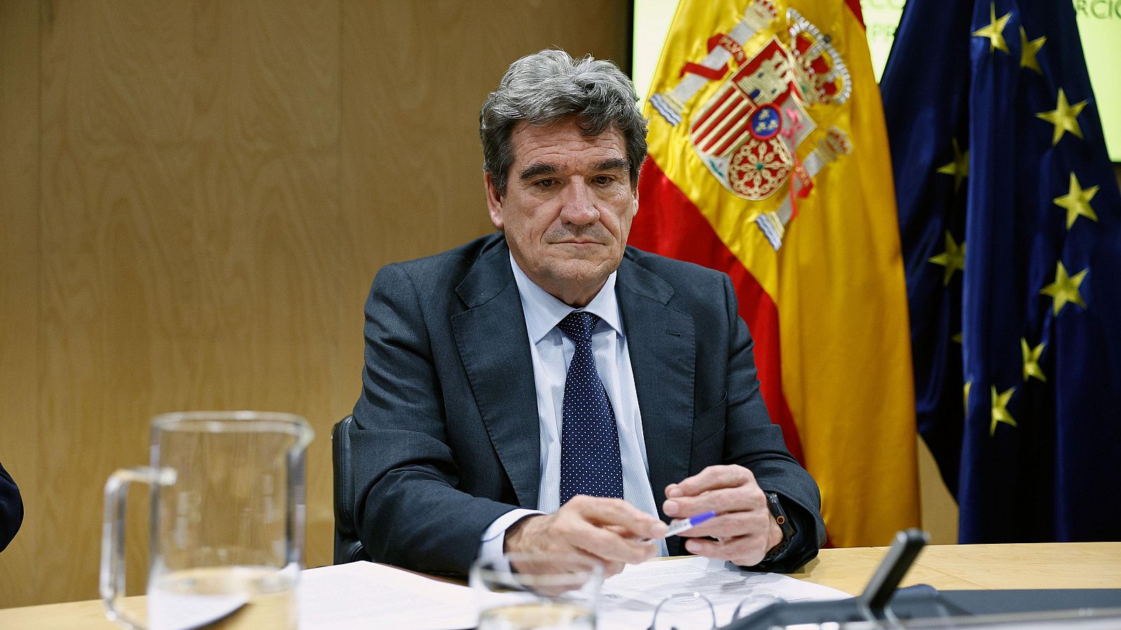 Escrivá anticipa que el Banco de España revisará al alza las previsiones de crecimiento para este año y el que viene