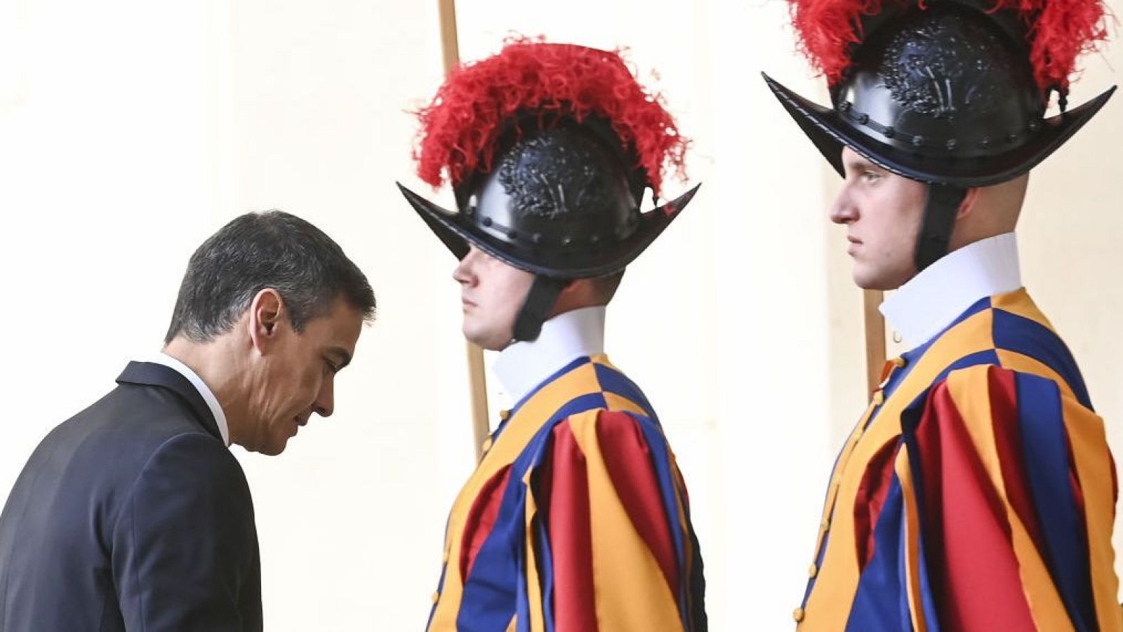 Pedro Sánchez participará en su primera misa como presidente del Gobierno en la Sagrada Familia.