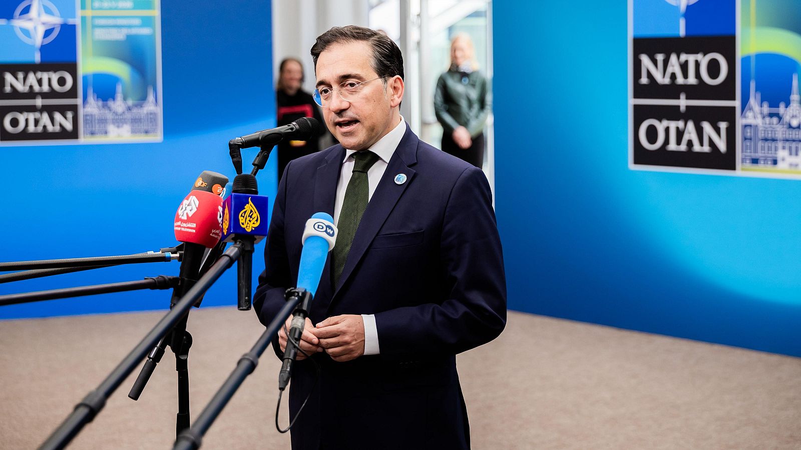Albares descarta que España pueda ser expulsada de la OTAN