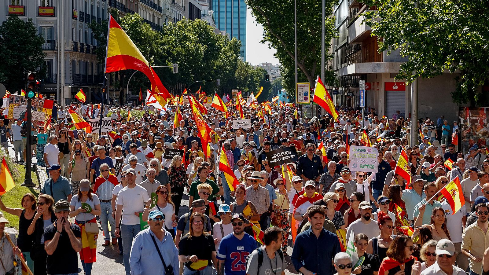 Manifestación para pedir la dimisión de Pedro Sánchez