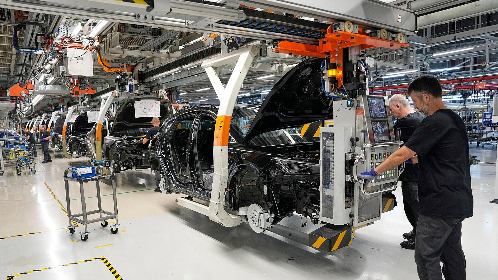 España, Francia, Italia, Países Bajos y Lituania piden a Bruselas medidas para proteger la industria europea