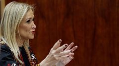 La Comunidad de Madrid exculpa a Cifuentes y dice que remitió los documentos que le dio la universidad
