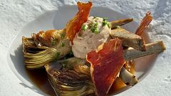 Receta de alcachofas, consomé de jamón y espuma de setas en MasterChef 14
