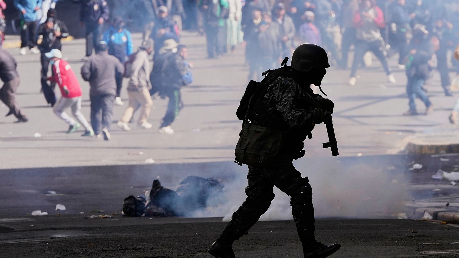 El Gobierno de Bolivia reconoce un muerto en las protestas