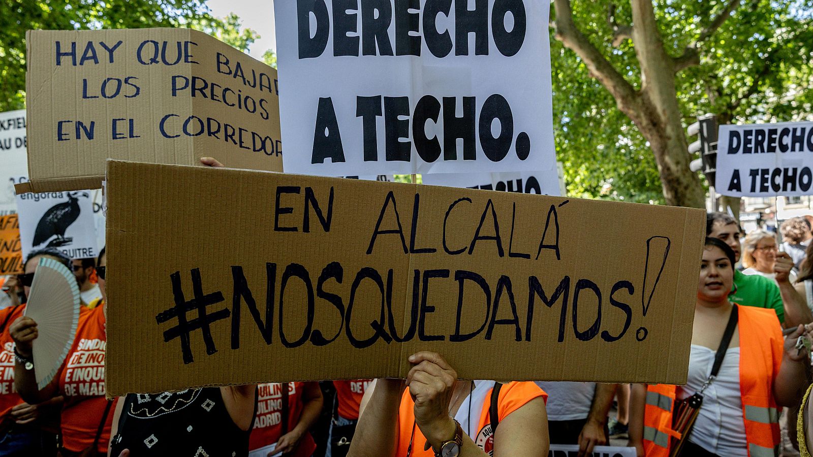 Manifestación en defensa del derecho de acceso a la vivienda