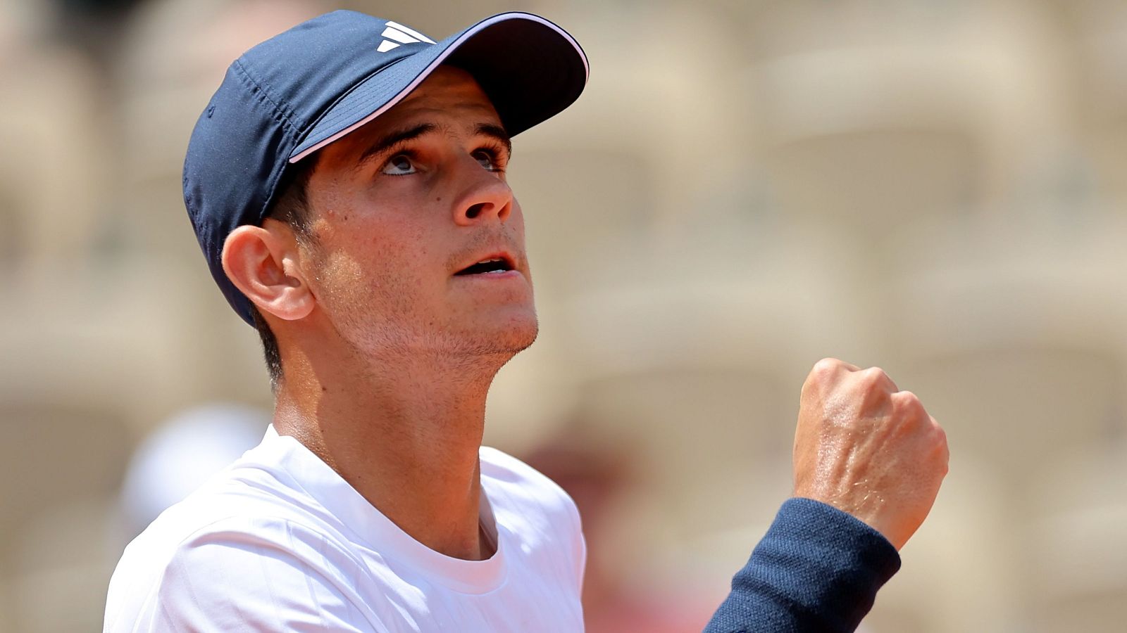 Rafa Jódar gana a Alex Michelsen y se clasifica a los octavos de Roland Garros