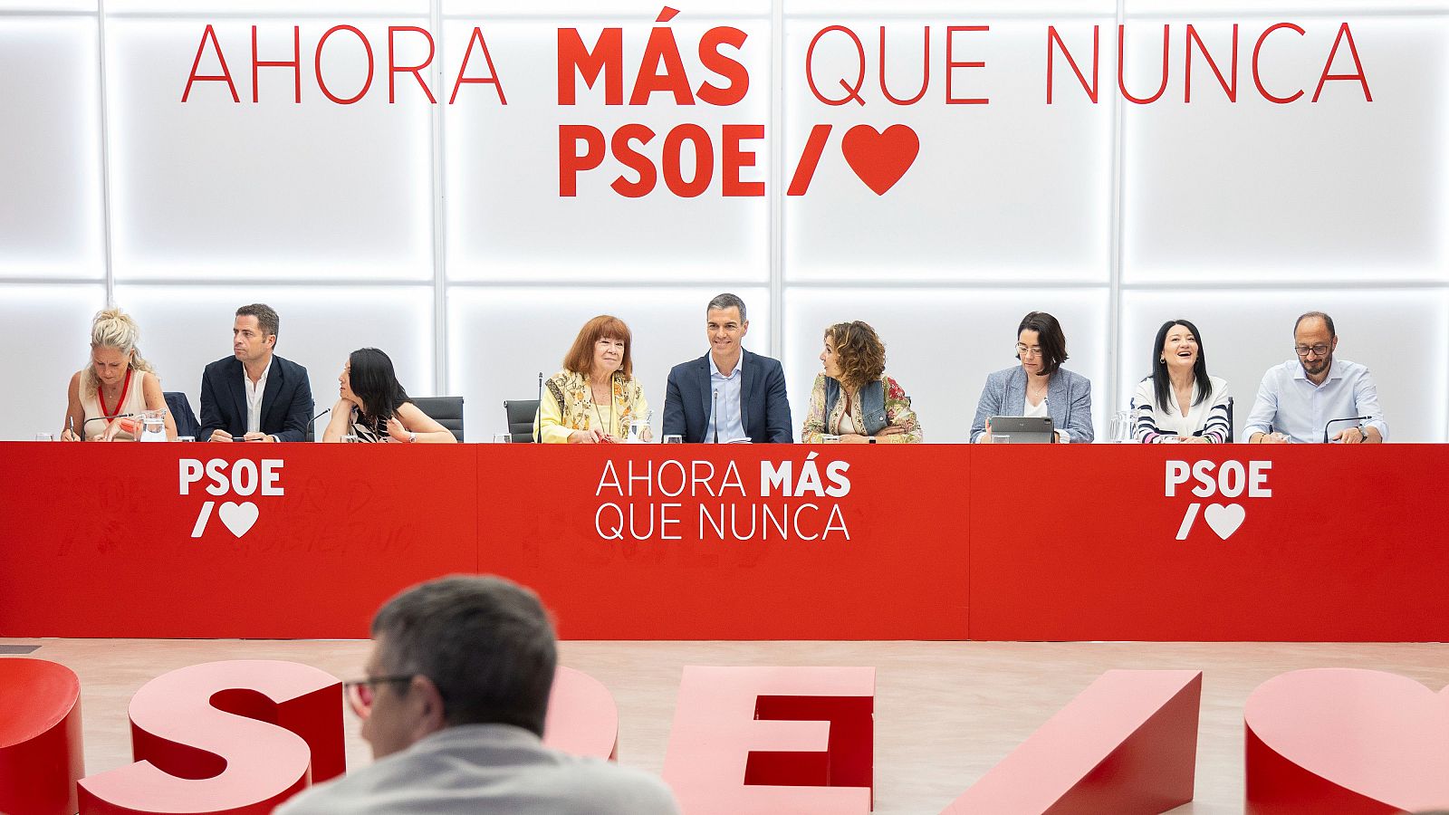 Pedro Sánchez reúne a la Comisión Ejecutiva del PSOE, la primera tras estallar el caso Leire Díez.