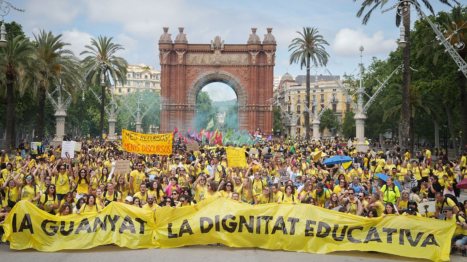 Manifestación de docentes en Cataluña