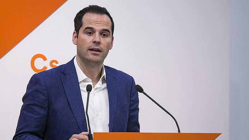 El PP acepta la comisión de investigación sobre el máster de Cifuentes tras el ultimátum de Cs