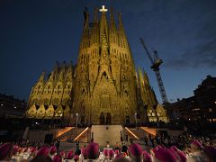 Lleó XIV beneeix la Torre de Jesús de la Sagrada Família
