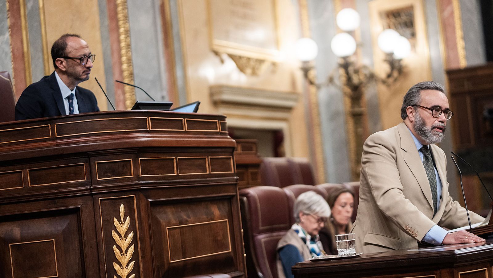El diputado de Vox José María Sánchez interviene durante un pleno en el Congreso de los Diputados. Fue expulsado del Pleno hace semanas por encararse al vicepresidente de la Mesa y a una letrada.