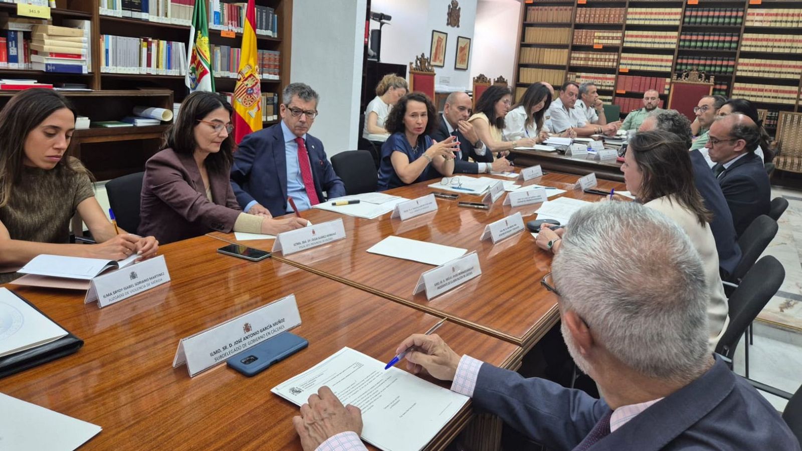 Reunión de la Comisión Territorial de Violencia sobre la Mujer en el TSJEx
