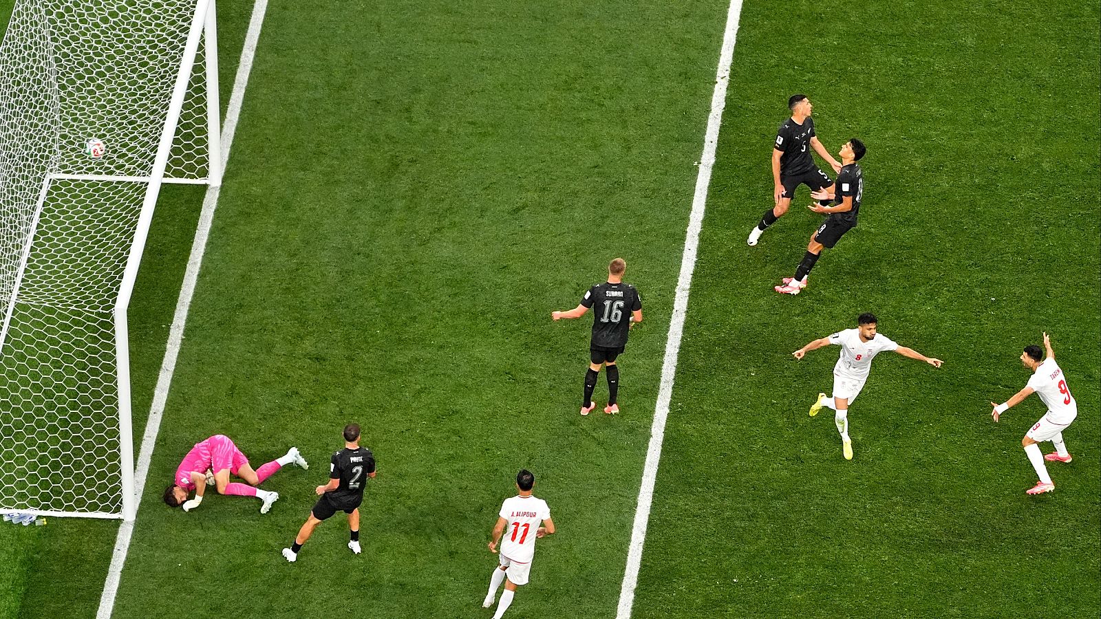 Irán evita la primera victoria mundialista de Nueva Zelanda en un partido que supera todas las expectativas