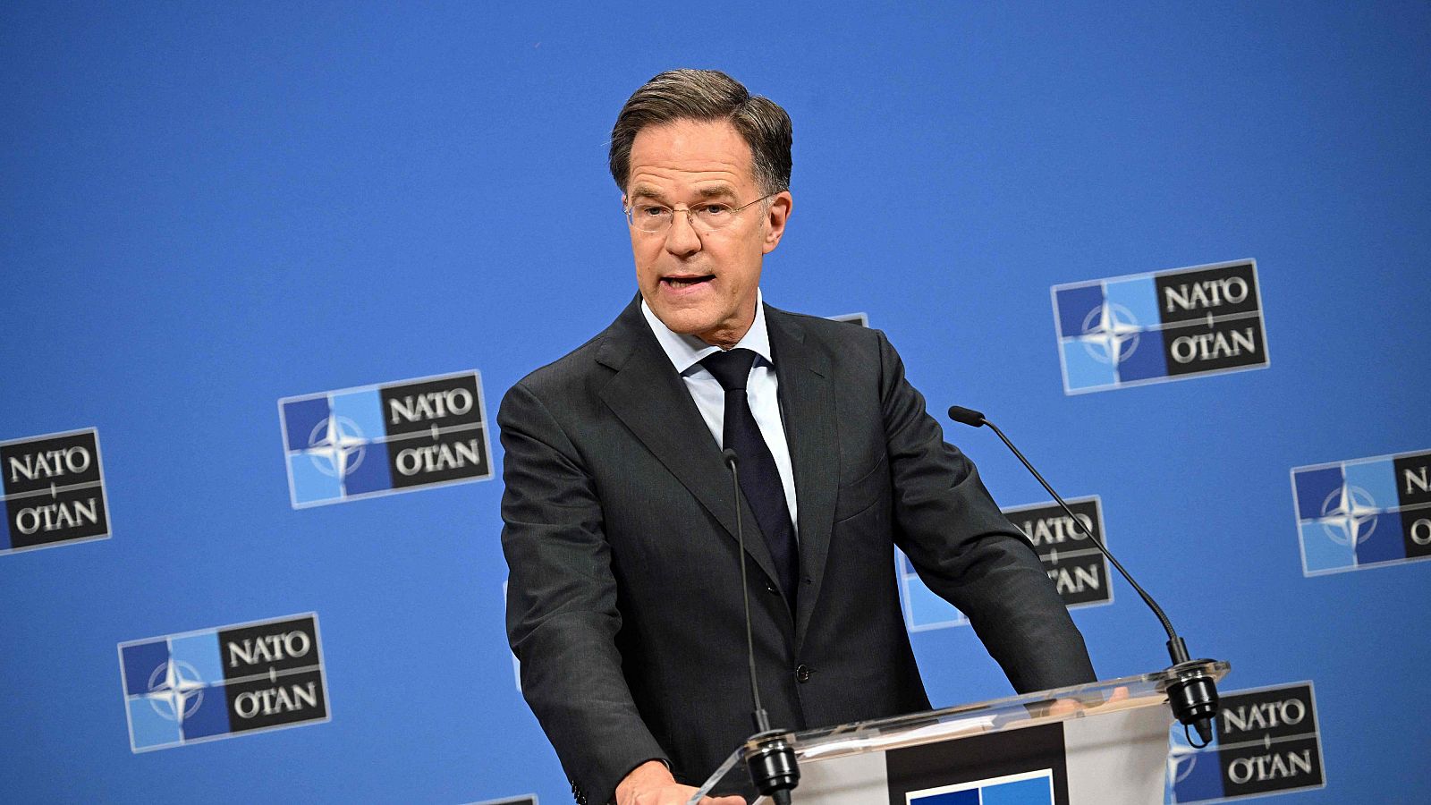 Mart Rutte durante una comparecencia en la sede de la OTAN