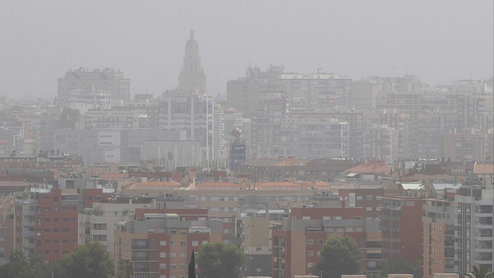 La ciudad de Murcia, afectada por un episodio de contaminación del aire, en una imagen de archivo