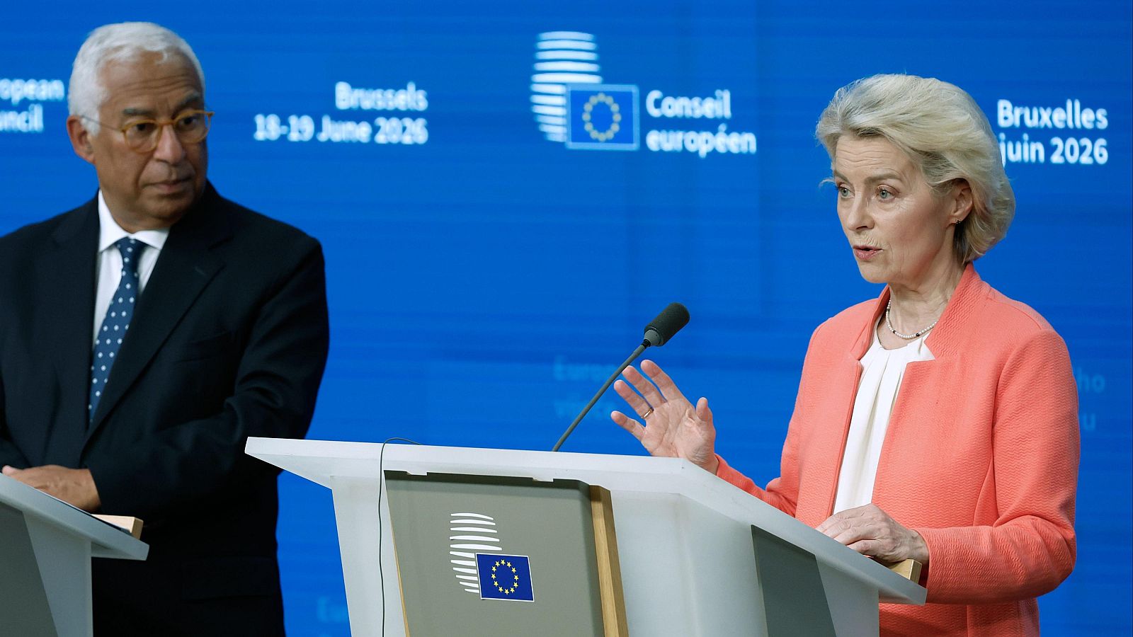 La UE, dispuesta a abrir un "canal directo" con Rusia para negociar con Ucrania pero rechaza ser mediador