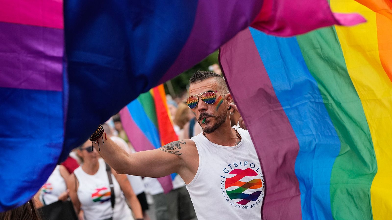 Orgullo 2026: cuándo es, agenda, recorrido del desfile y cortes de tráfico