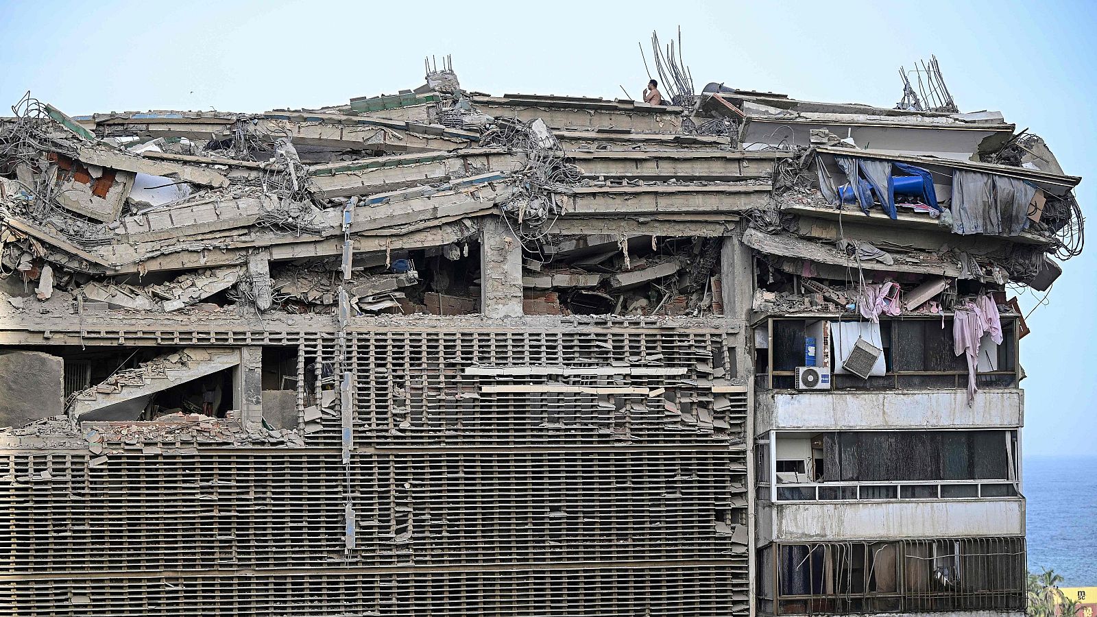 Locales cerrados, facilidades a clientes y recuentos de daños: las empresas españolas ante el terremoto en Venezuela
