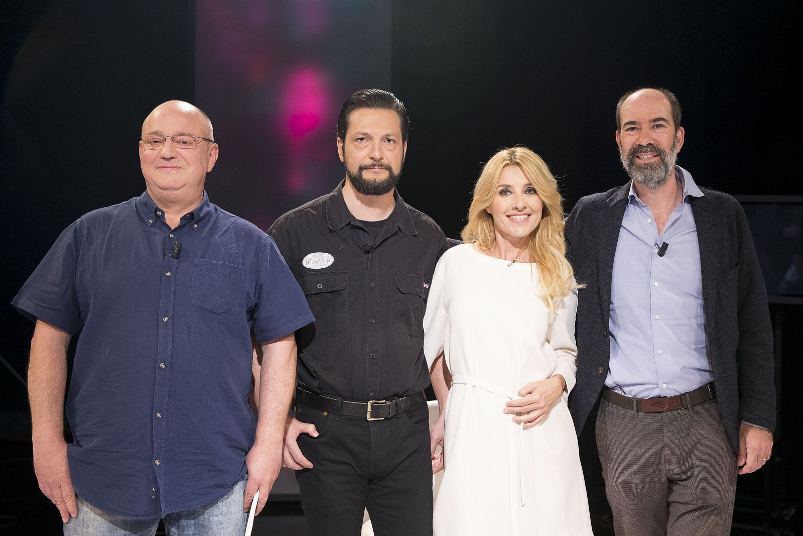 Cayetana Guillén Cuervo junto a Luis Alonso, Óscar Durán, y Jaime Rosales