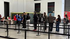 El govern espanyol xifra en més d'un milió les sol·licituds per la regularització de migrants